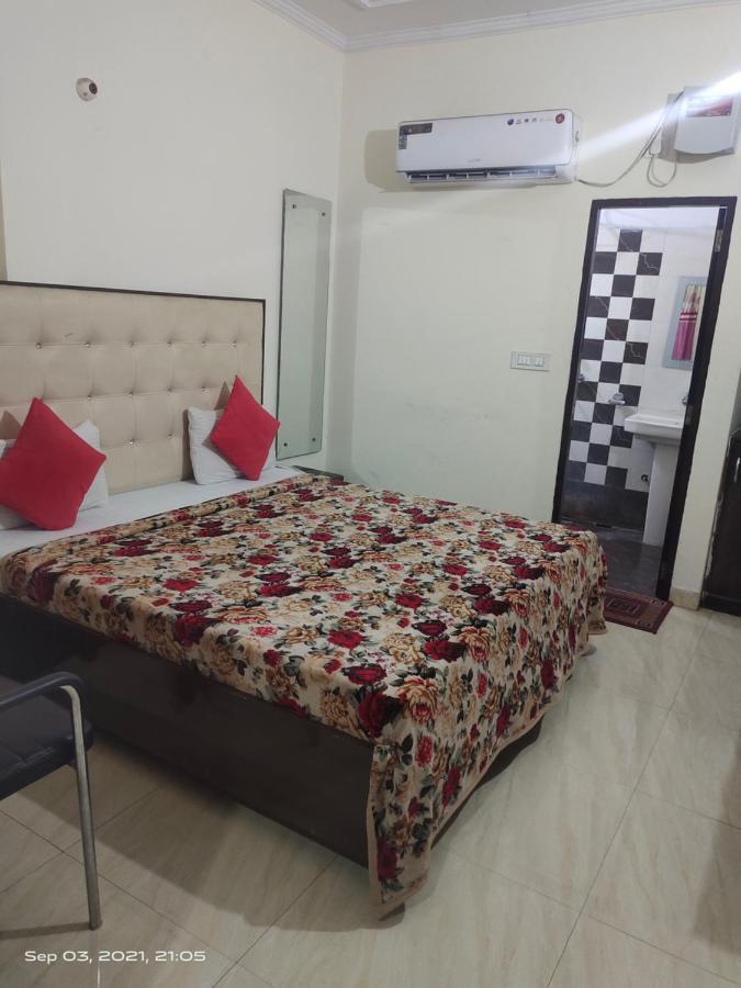 Hotel Kb Square Near Chandigarh Railway Station Εξωτερικό φωτογραφία