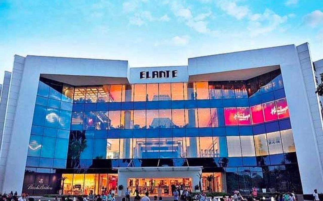 Hotel Kb Square Near Chandigarh Railway Station Εξωτερικό φωτογραφία
