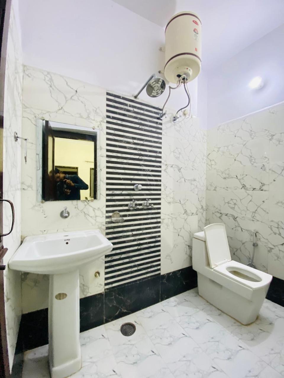 Hotel Kb Square Near Chandigarh Railway Station Εξωτερικό φωτογραφία